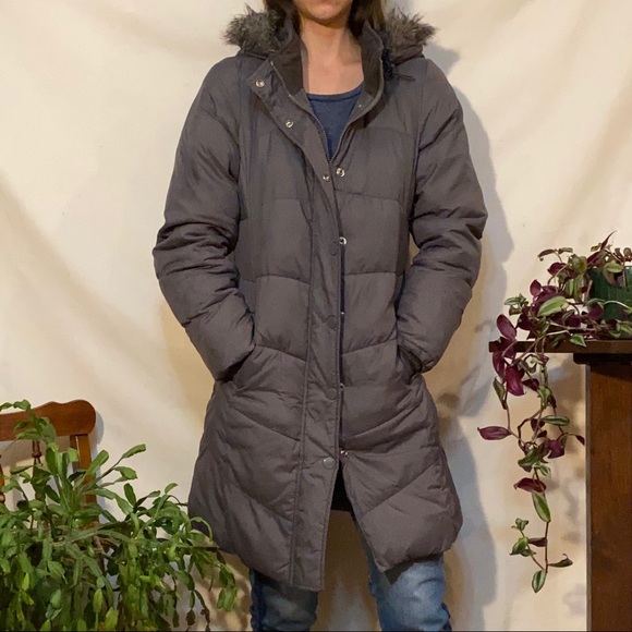 Gap, Long Puffer Coat with Feux Fur Hood - Picture 4 of 6